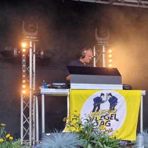 (211) DJ Freek Steenvoorden (Foto: Jacco Looijen)